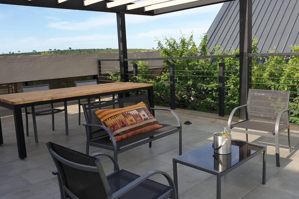 Lindi Lodge, Mjejane Game Reserve * Hectorspruit